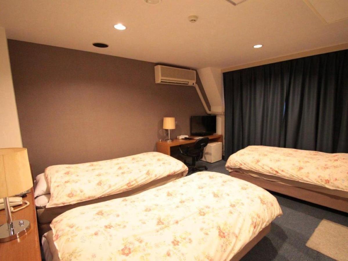 Asakusa Town Hotel Tokyo Bagian luar foto